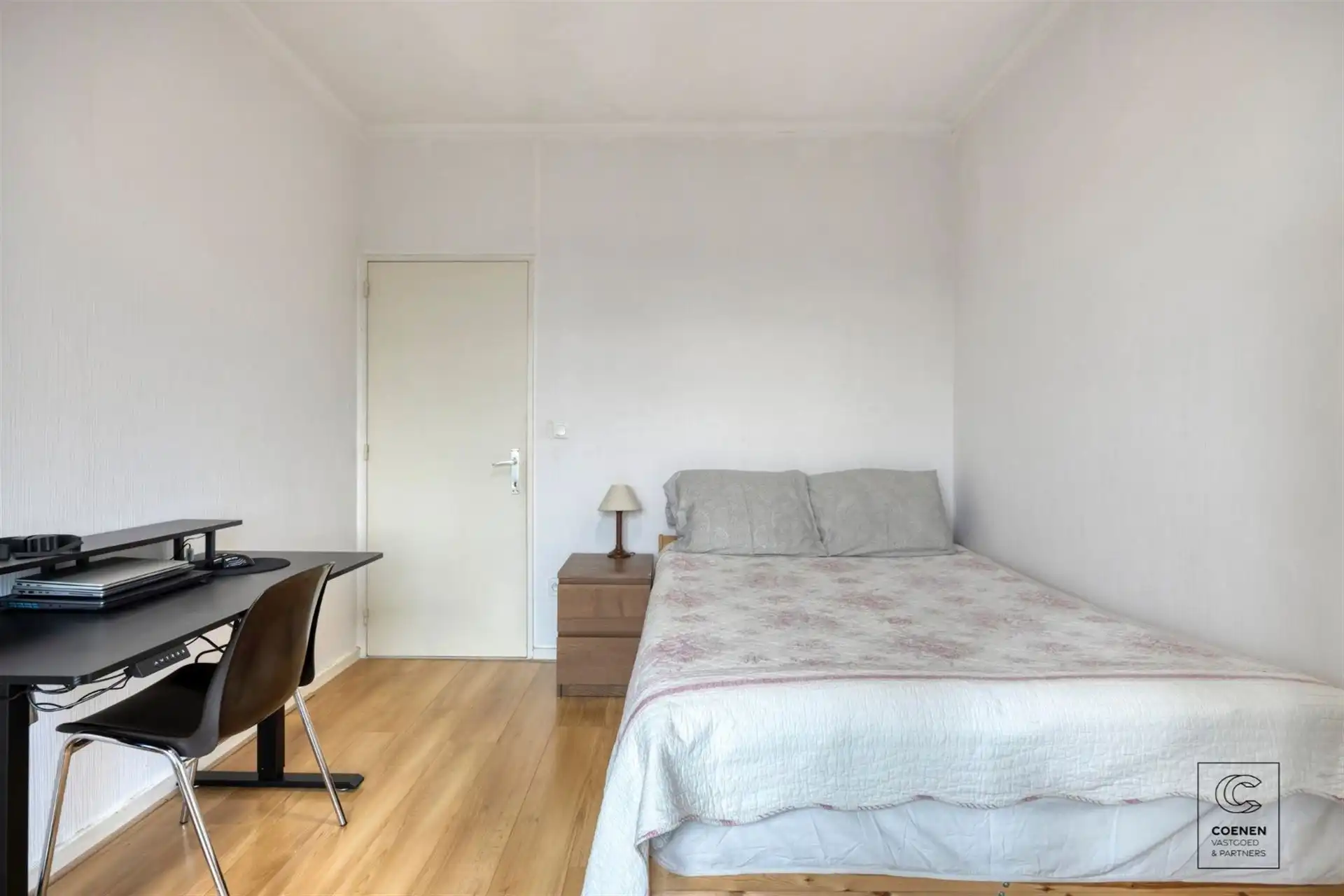 Appartement van 104 m² met 3 slpk's te Merksem! foto 8