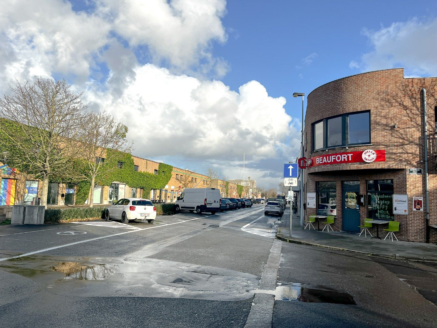 Hoekpand café Zeebrugge Vismijnstraat  foto 2
