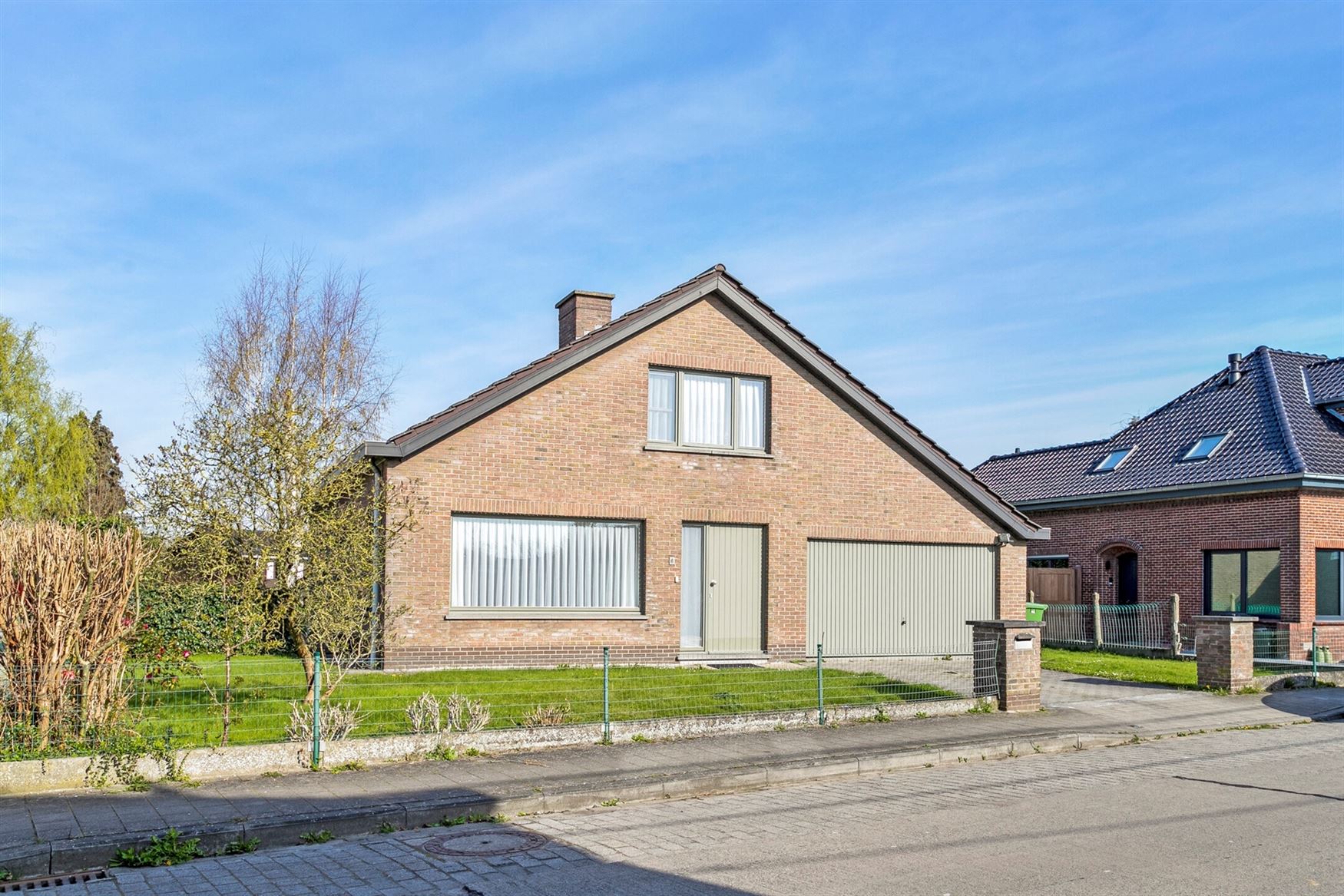 ()=>{if(producerUpdateValueVersion(node),producerAccessed(node),node.value===ERRORED)throw node.error;return node.value} Bollewerkstraat 6 - 9031 DRONGEN