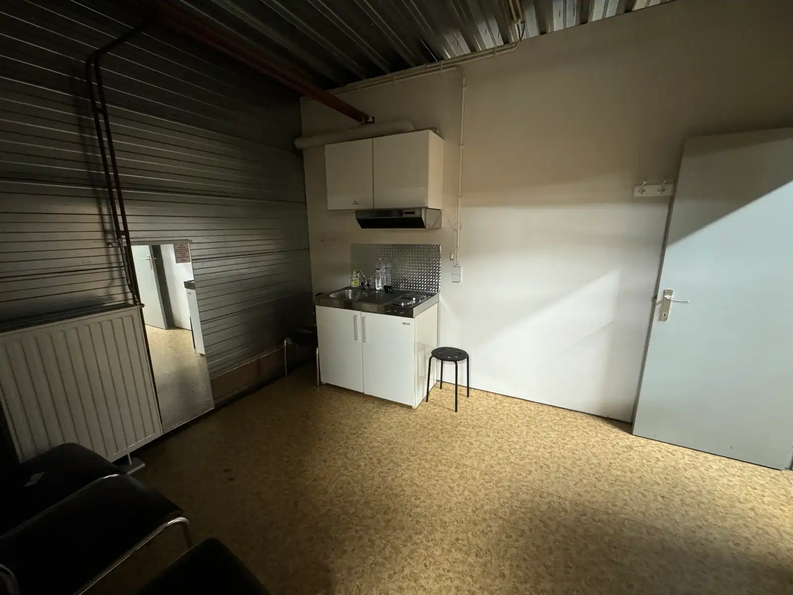 Commercieel pand te huur in Oudsbergen (ex-Bristol) foto 13