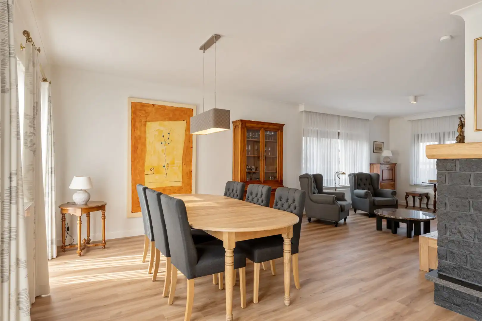 Zeer goed onderhouden gelijkvloerse gezinswoning op een riant perceel van 19a75ca op een rustige locatie te Schalkhoven, een deelgemeente van Hoeselt.  foto 19