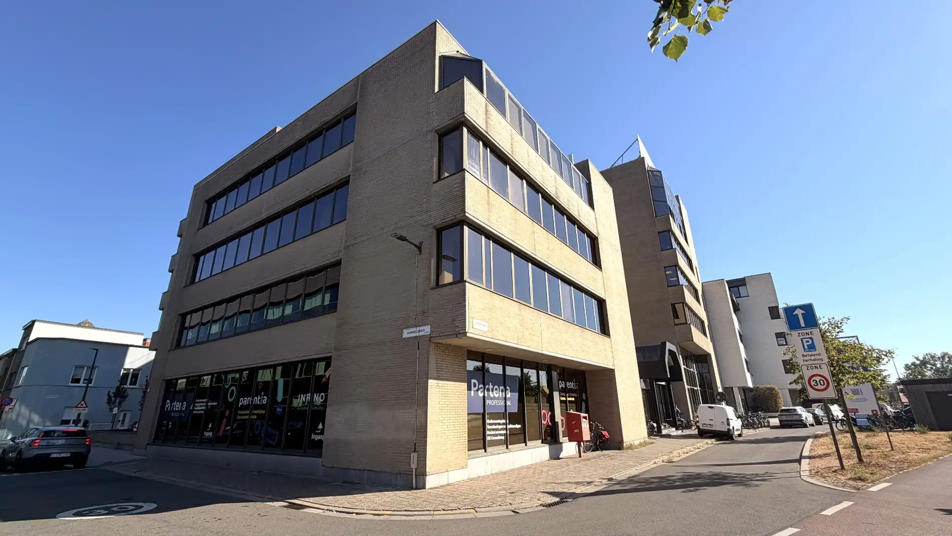 Kantoorruimte te huur in Singel Building in Berchem foto 15