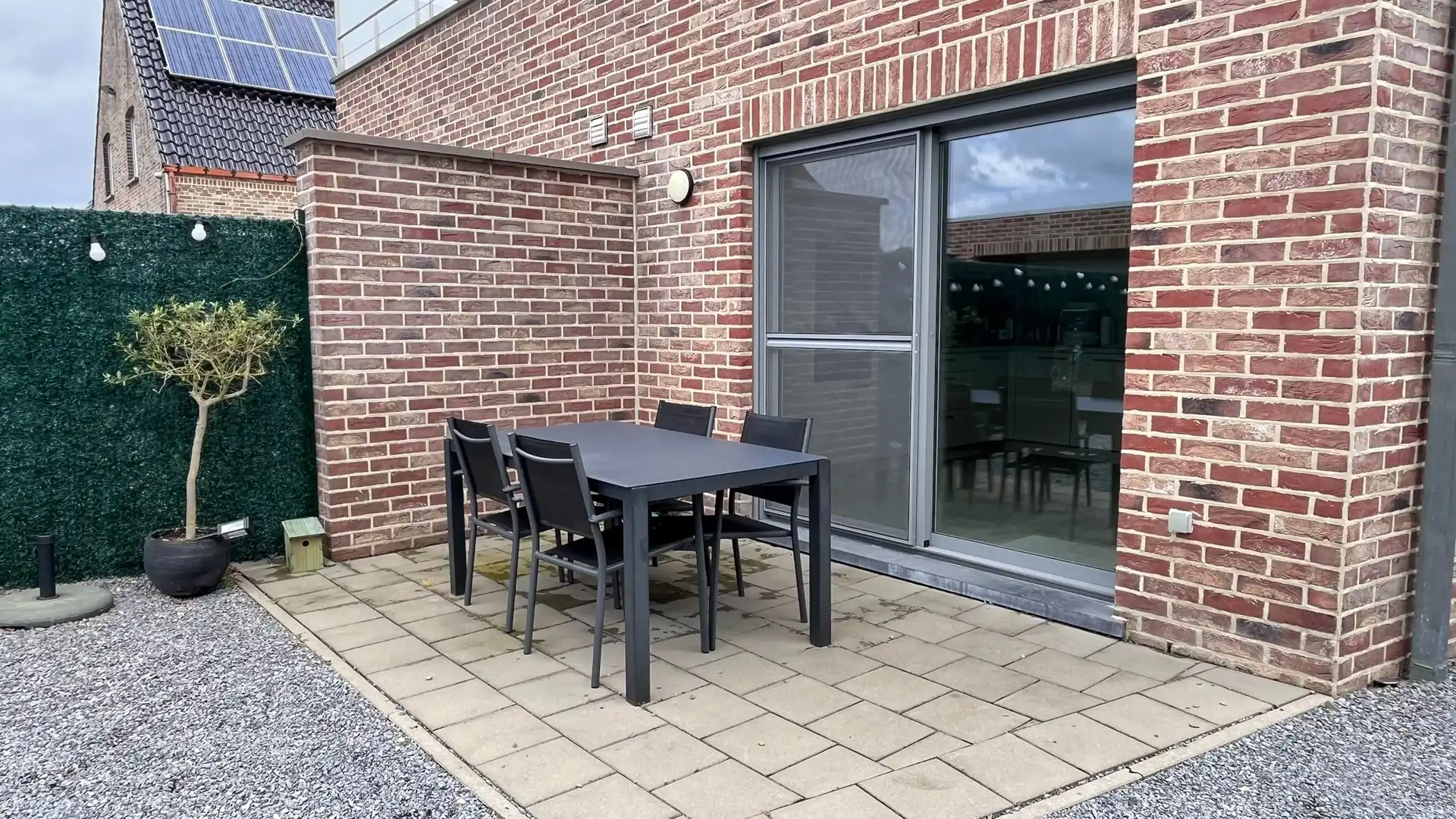 Woning met 3 slaapkamers en garage foto 3