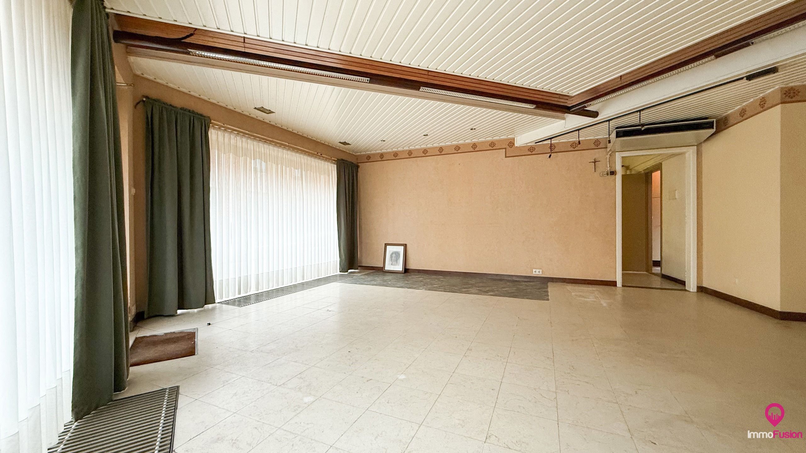 Woon- en handelswoning met 5 slaapkamers in Heusden-Zolder foto 16