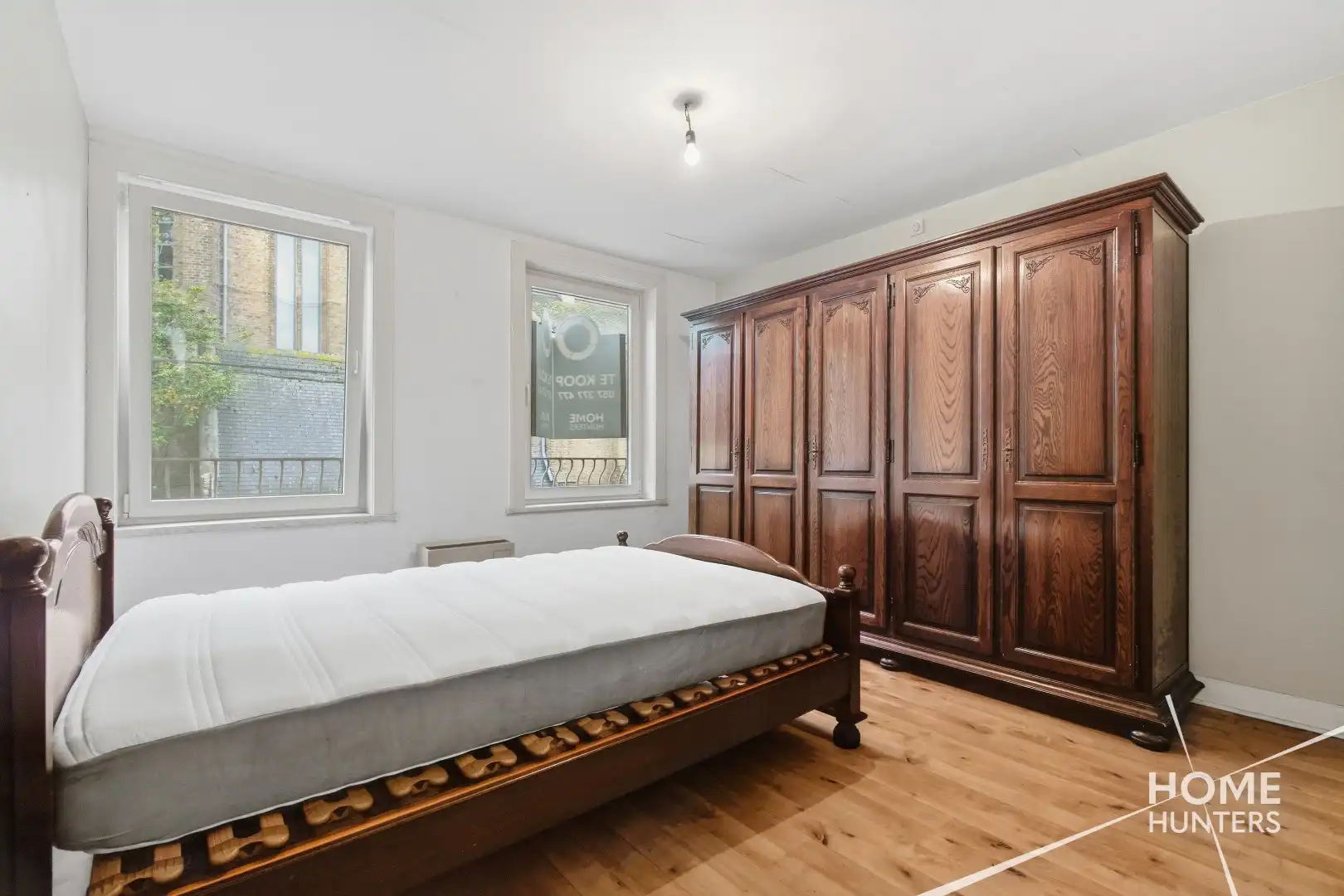 Ruime halfopen bebouwing met 4 slaapkamers in het hart van Diksmuide! foto 11