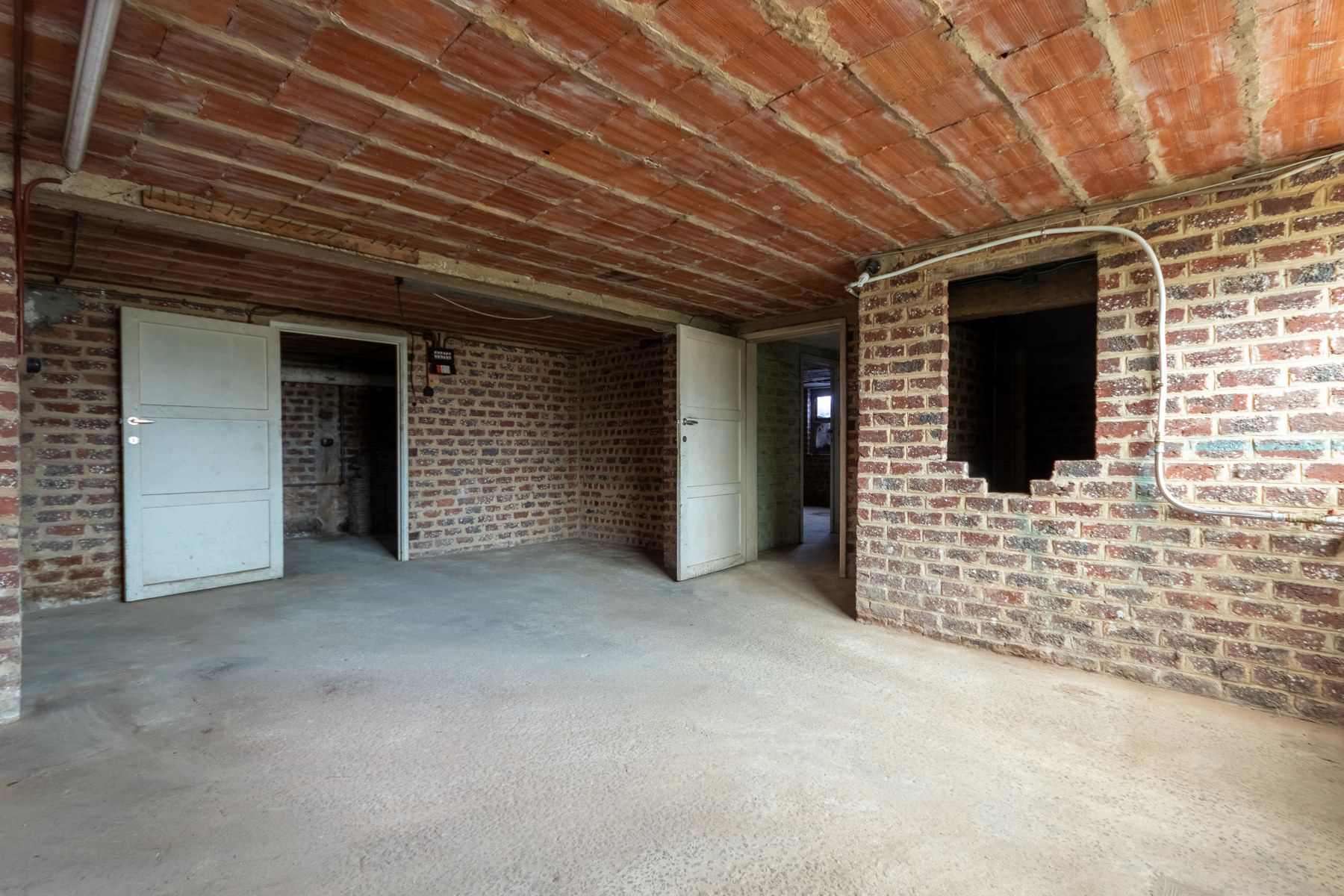 Te renoveren villa met 3 slaapkamers op perceel van 10a 52ca foto 17