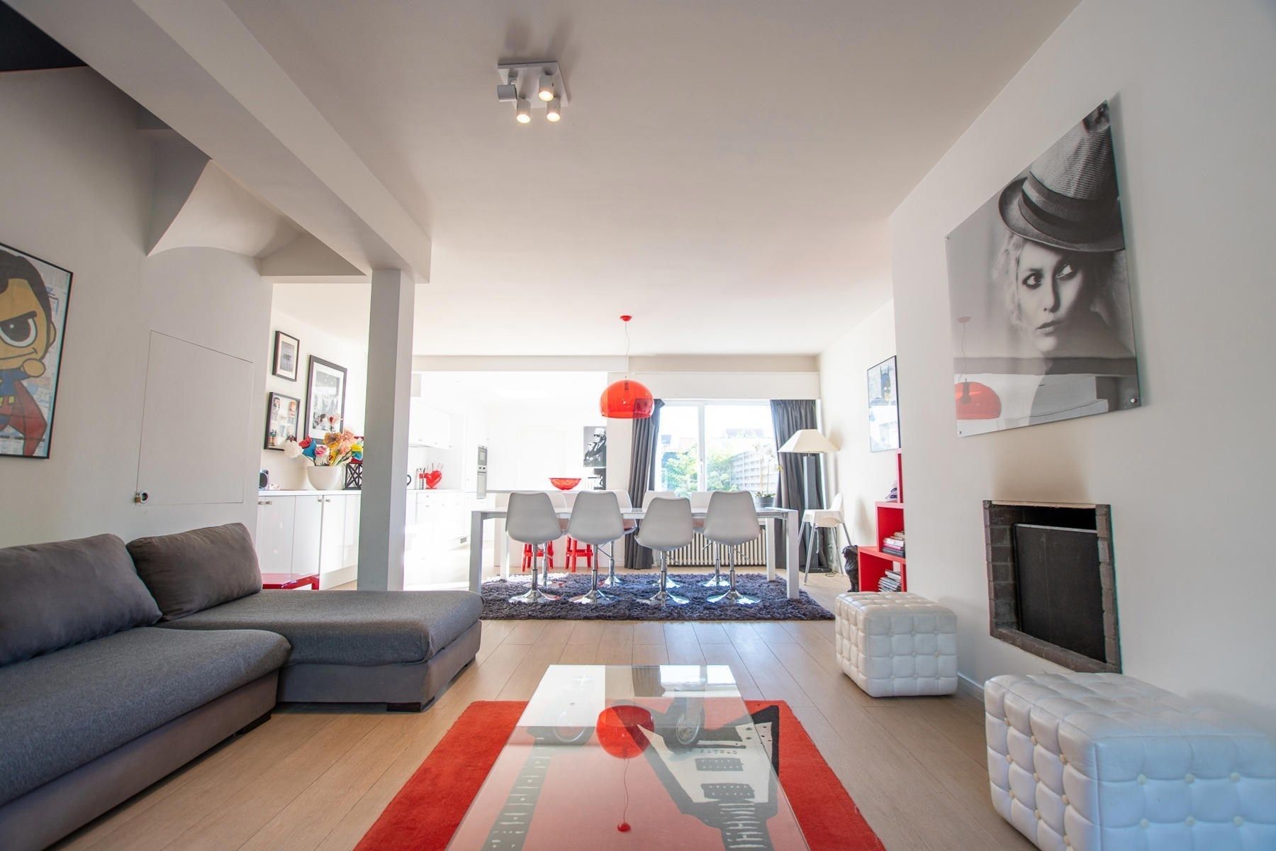 Gemeubelde woning in Oud Knokke, op wandelafstand van het Centrum! foto {{pictureIndex}}