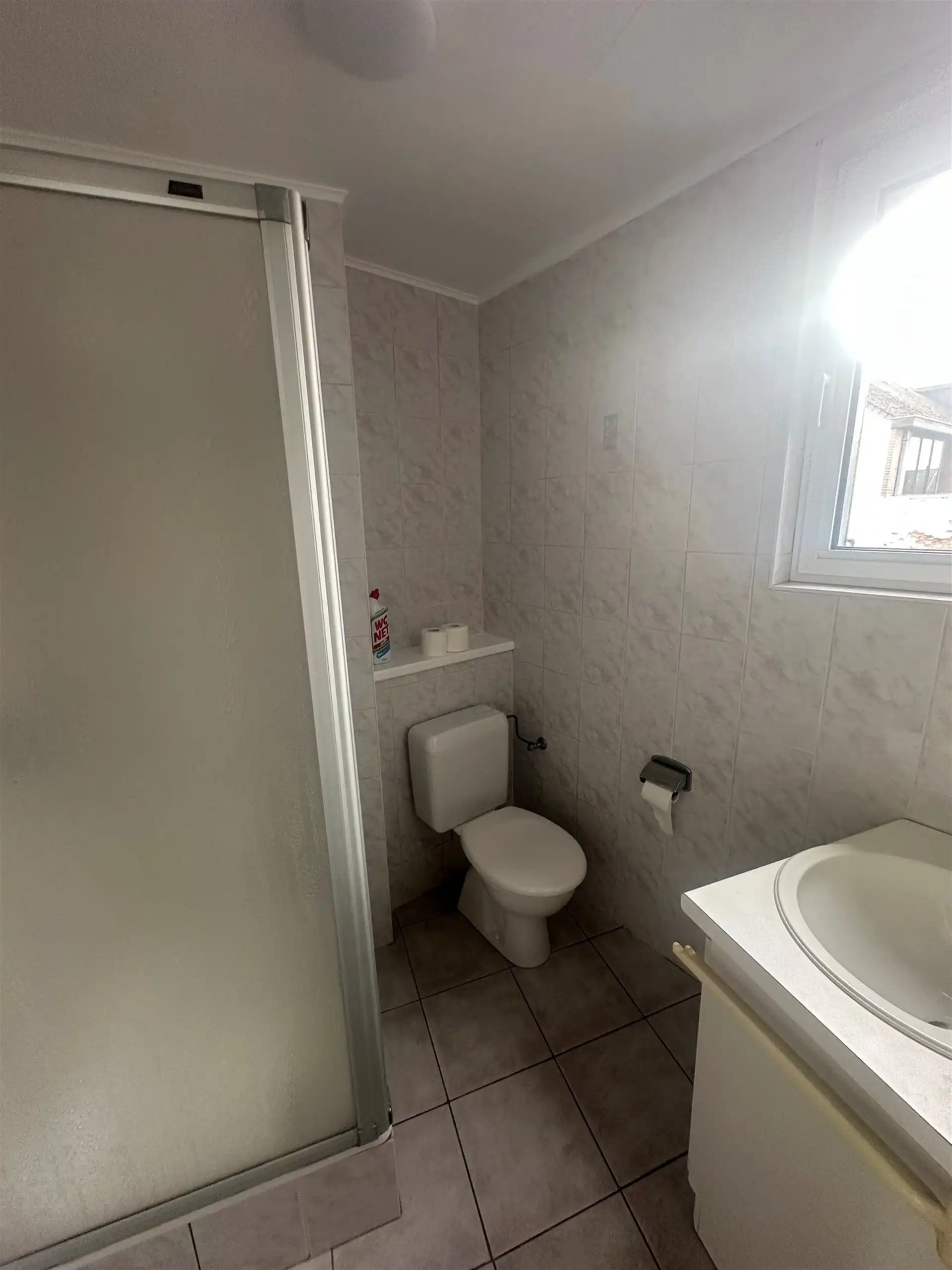 Eén-slaapkamerappartement in centrum van Wetteren foto 5