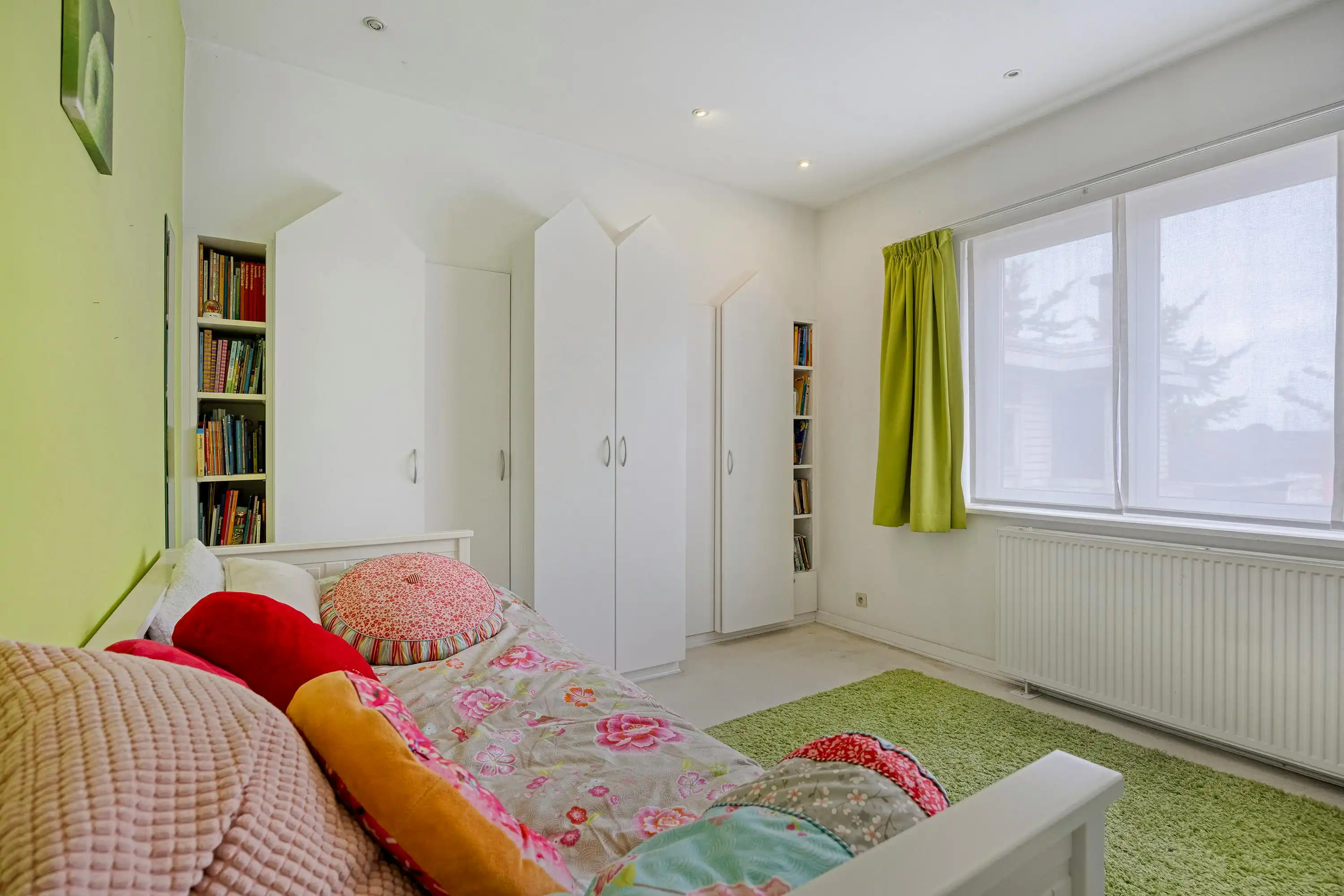 Veelzijdig eigendom met ruime woning, handelspand en magazijn foto 17