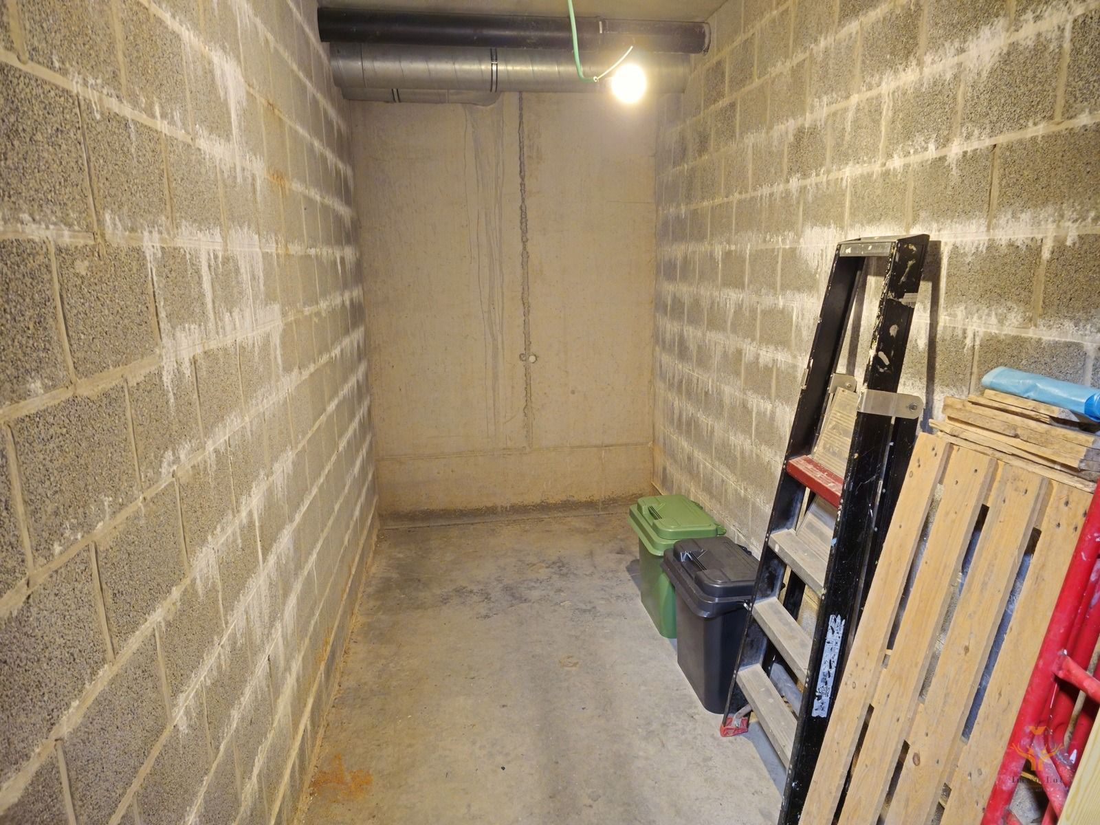 Lichtrijk 1-slaapkamerappartement met groot terras en ondergrondse garage foto 10