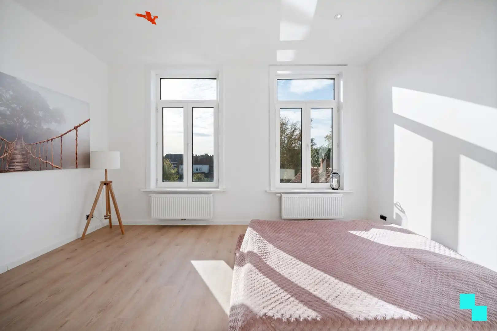 Volledig gerenoveerd appartement in loftstijl - centrum Menen foto 7