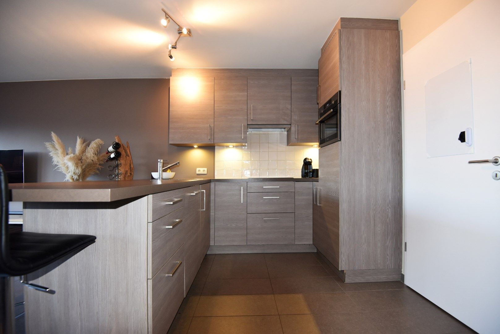 Modern duplex appartement op toplocatie te Maldegem! foto 4