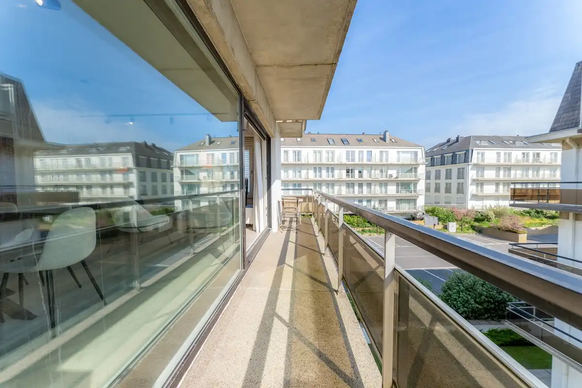 Prachtig gerenoveerd appartement nabij het strand foto 9