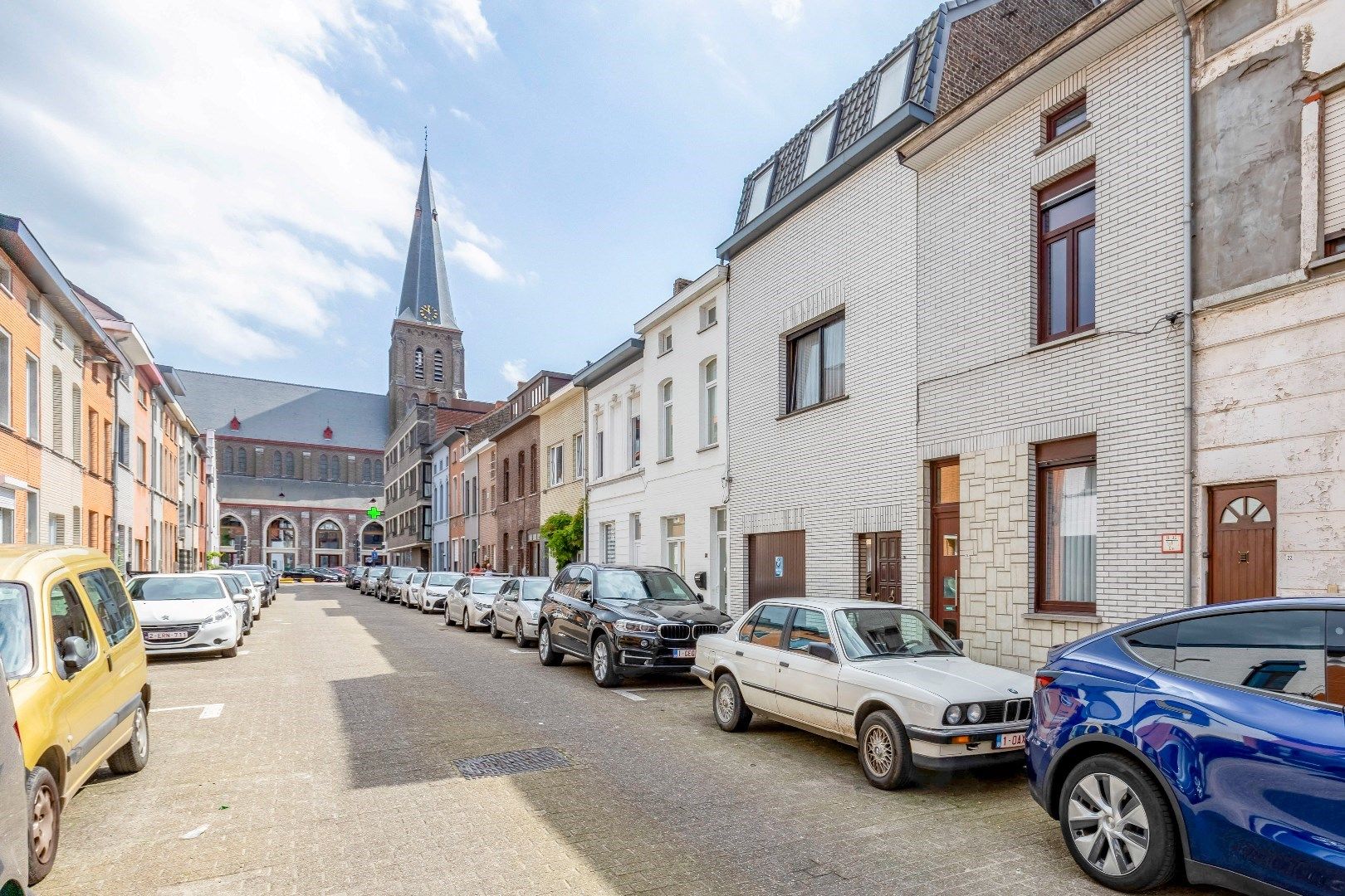 Te renoveren woning met stadstuin centraal gelegen nabij Heilig Hartkerk foto 1