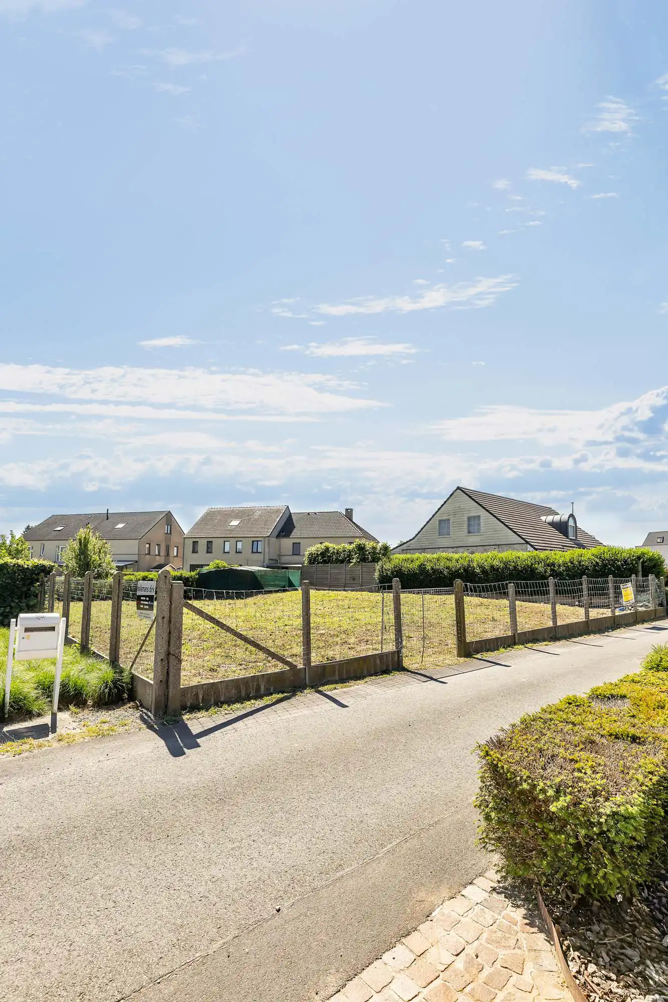 Perceel voor open bebouwing van 6a 06ca met rustige ligging! foto 3