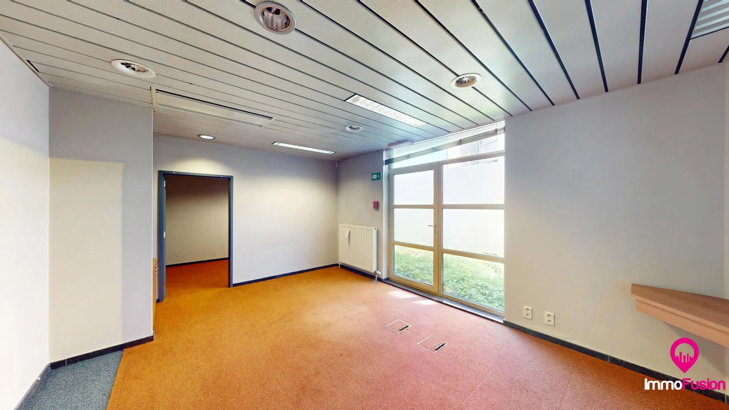 Zeer ruim kantoor op commerciële locatie in centrum Beringen foto 27