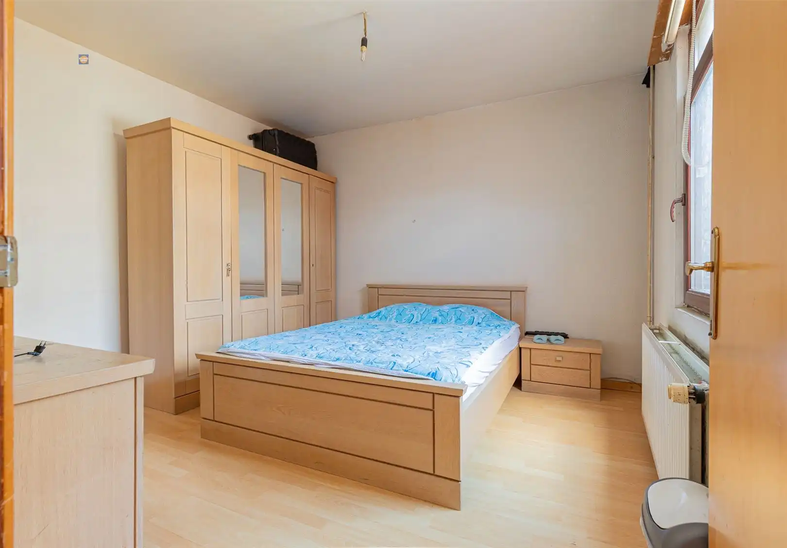 Volwaardige gezinswoning met 5 slaapkamers en 2 badkamers foto 8