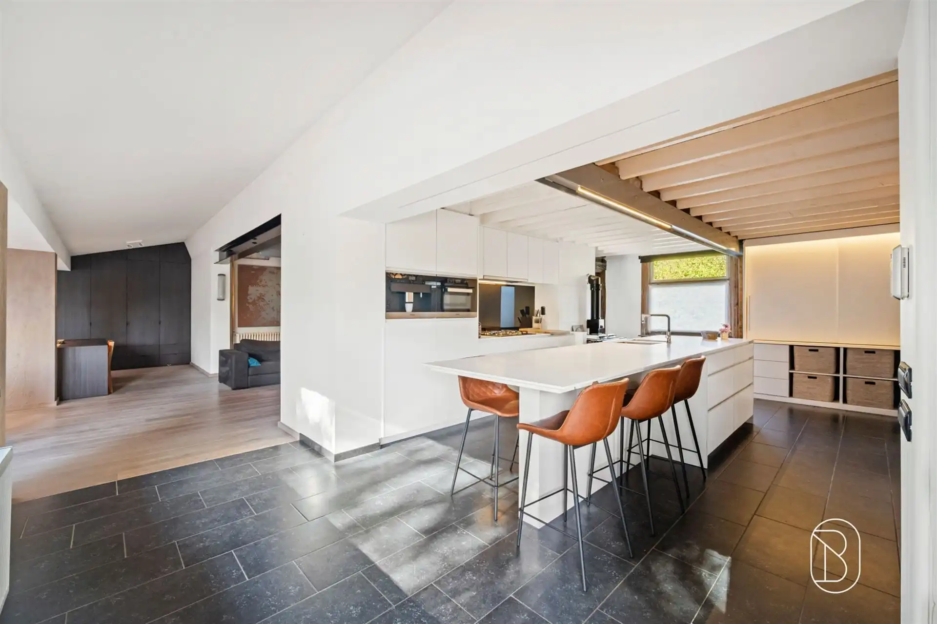 Charmante, gerenoveerde woning in Sint-Denijs foto 7