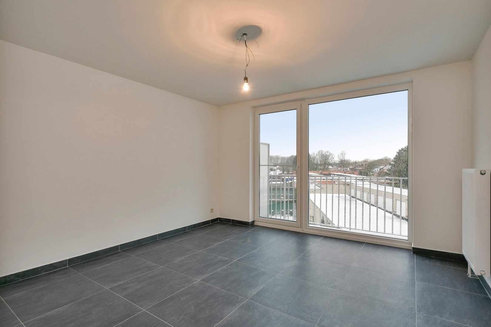 Vernieuwd, ruim appartement vlak bij centrum van Brasschaat foto 9