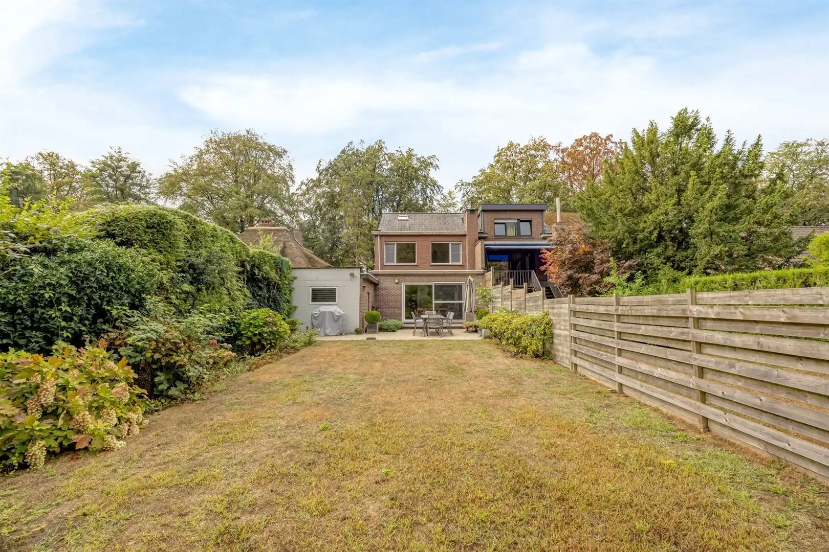 Ruime halfopen woning in het groene Mariaburg-Brasschaat foto 3