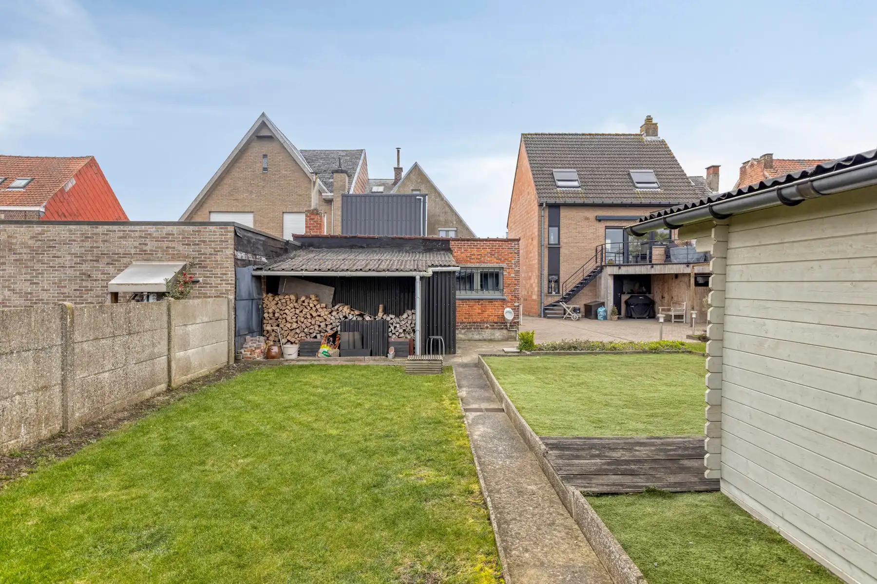 Solide 3-gevelwoning op centrale ligging foto 30