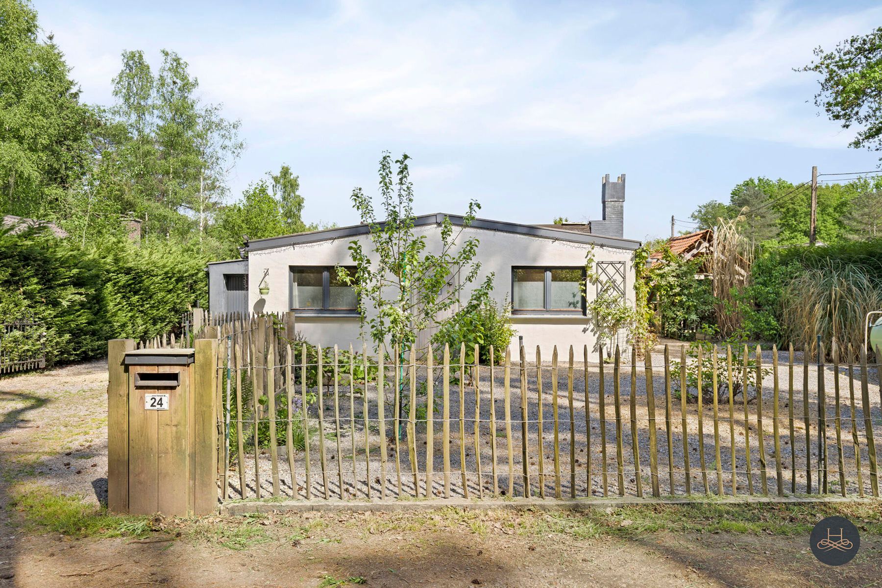 Hoofdfoto van de publicatie: Mooie bungalow in groene omgeving (domicilie mogelijk)