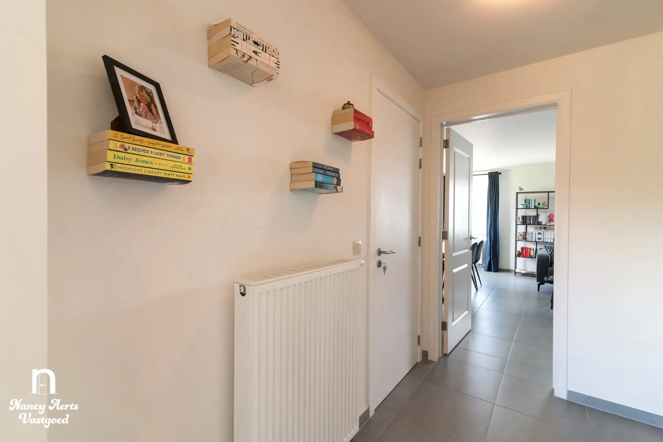 Instapklaar duplex-appartement met terras en 2 parkings foto 23