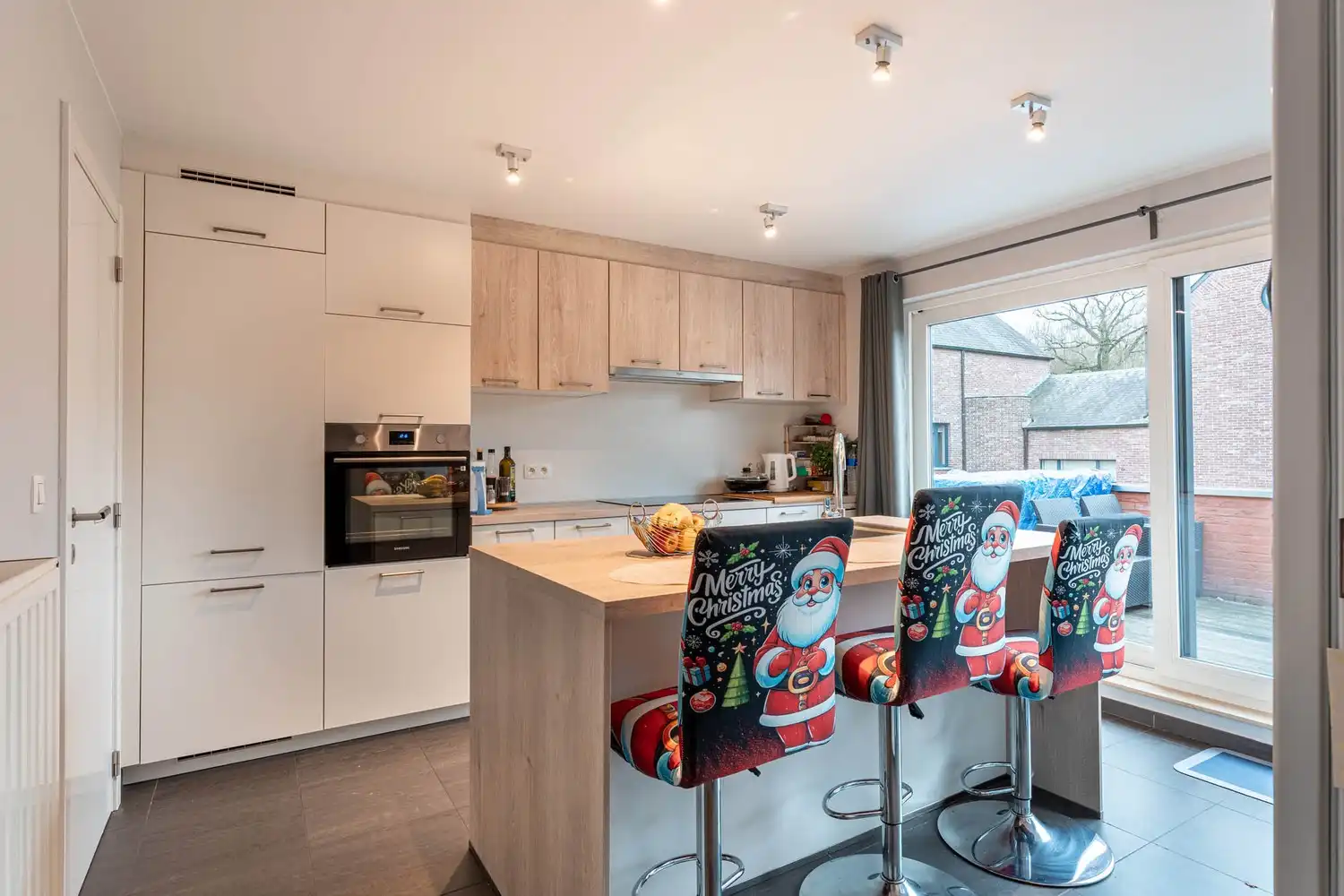 Opbrengsteigendom met 2 verhuurde appartementen in rustige omgeving te Sint-Truiden foto 3