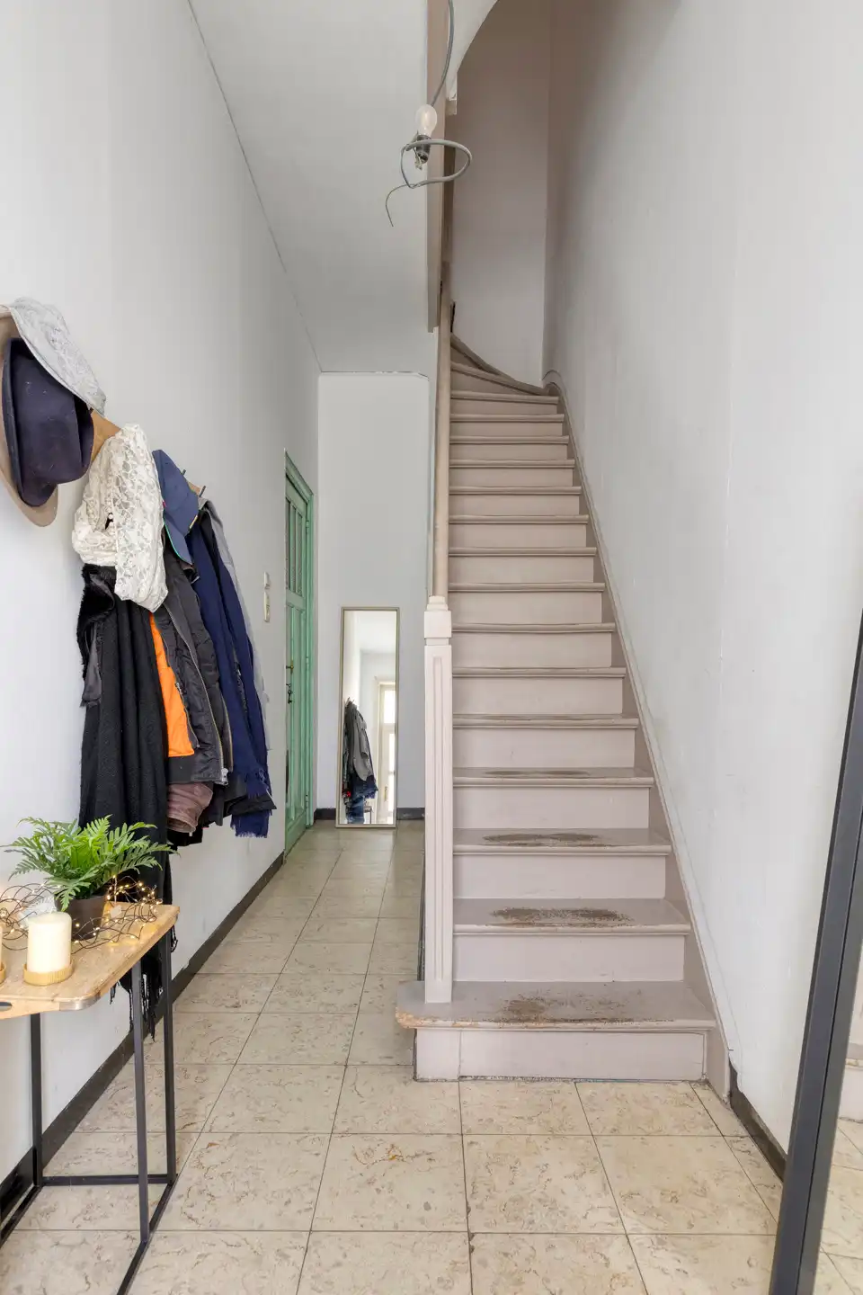 Gezellige woning 4 slpk, groot atelier 100m² en zonneterras foto 4