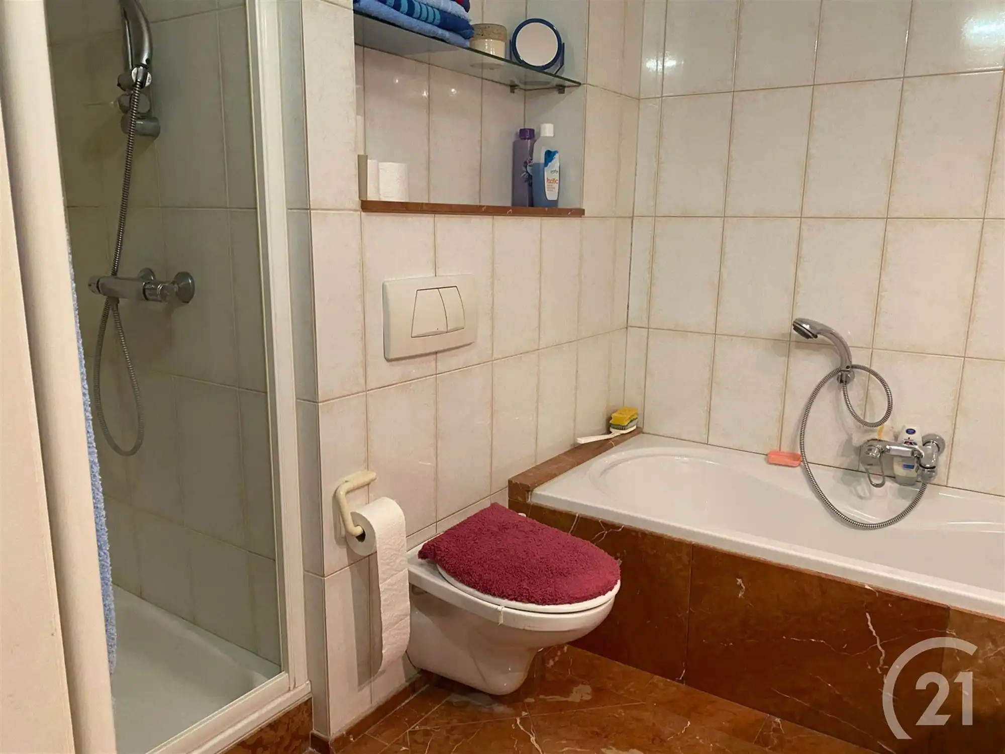 Instapklaar appartement met 3 slaapkamers en groot terras foto 11