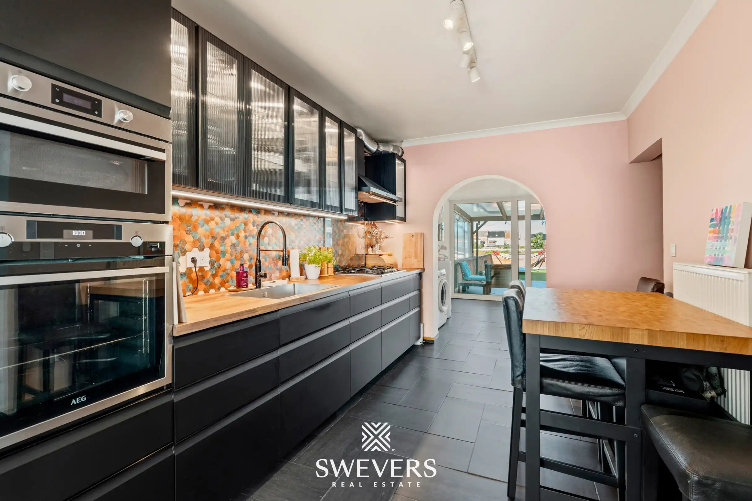 Instapklaar duplex-appartement met 3 slaapkamers en groot terras foto 8