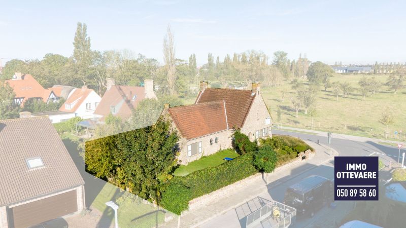 TE KOOP Charmante villa in Knokke met zicht op de polders. foto 43