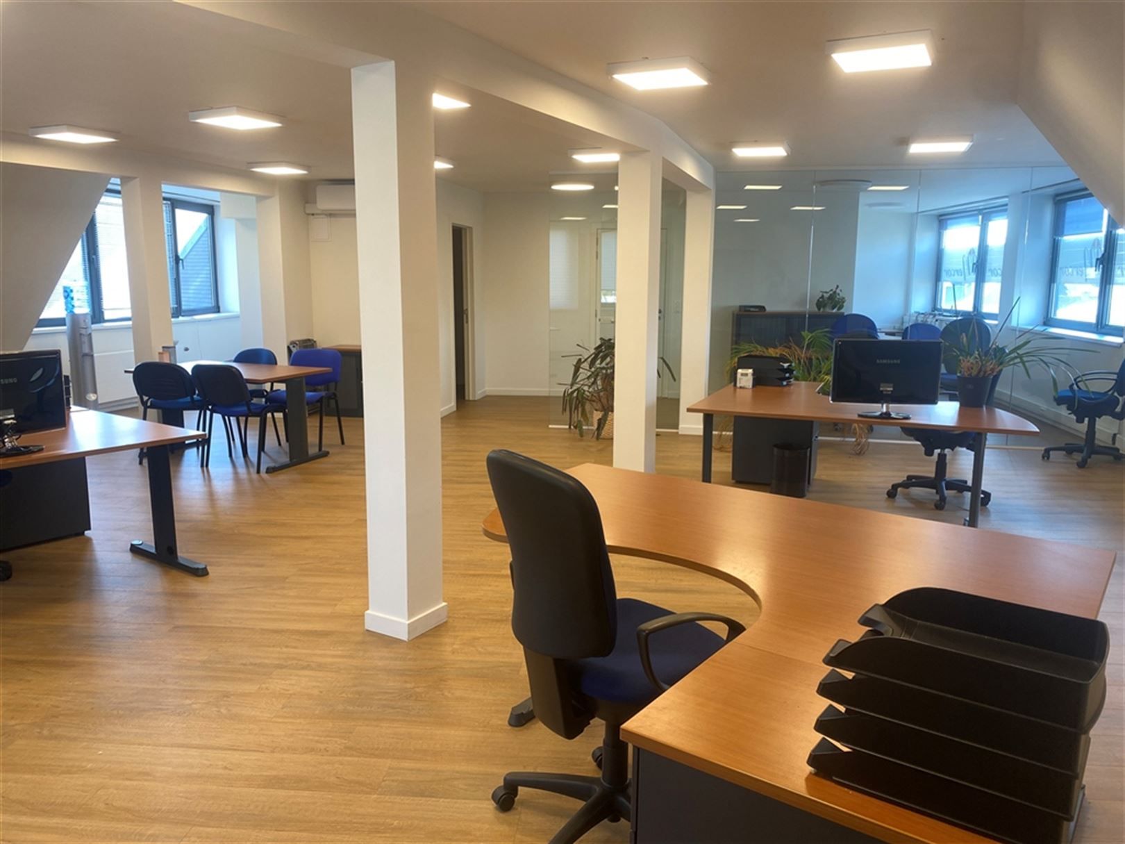 Kantoor op zichtlocatie met vlotte bereikbaarheid foto 4