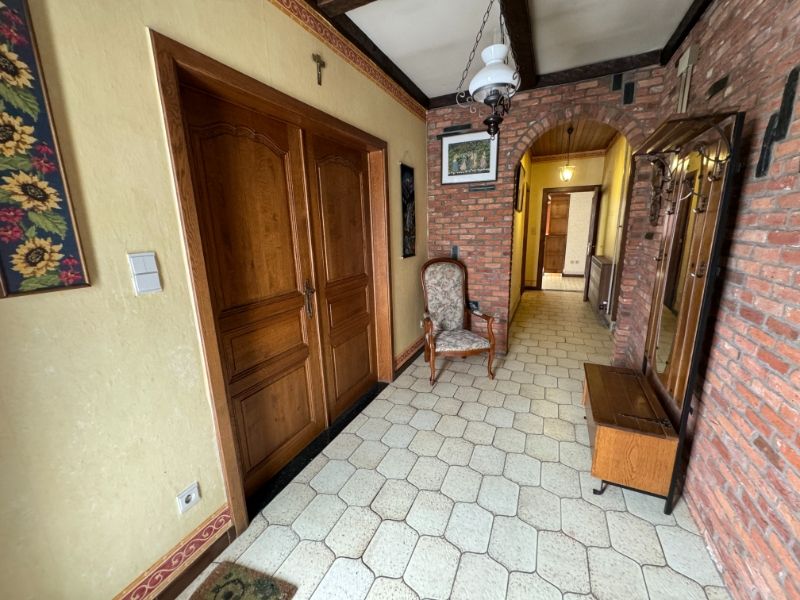 Te renoveren langgevelwoning met veel potentieel op ruim perceel in Herselt foto 11