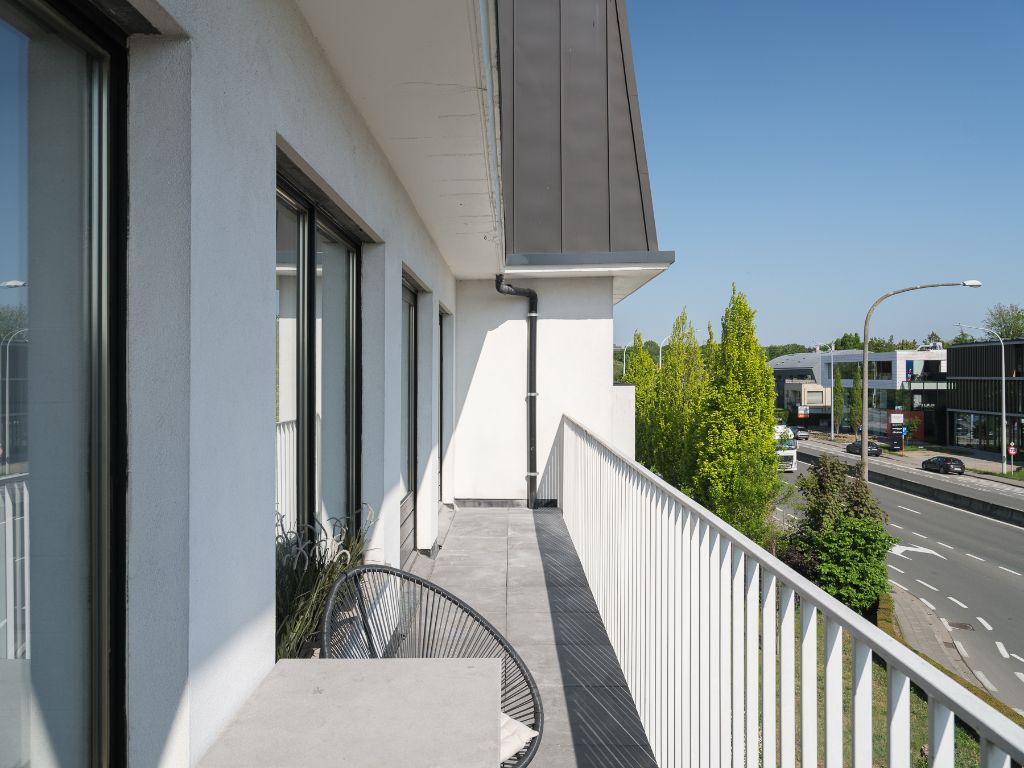 Sint-Denijs-Westrem – Ruim 3 slaapkamer appartement met zonnig terras, op de 2de verdieping van een verzorgde residentie. foto 4