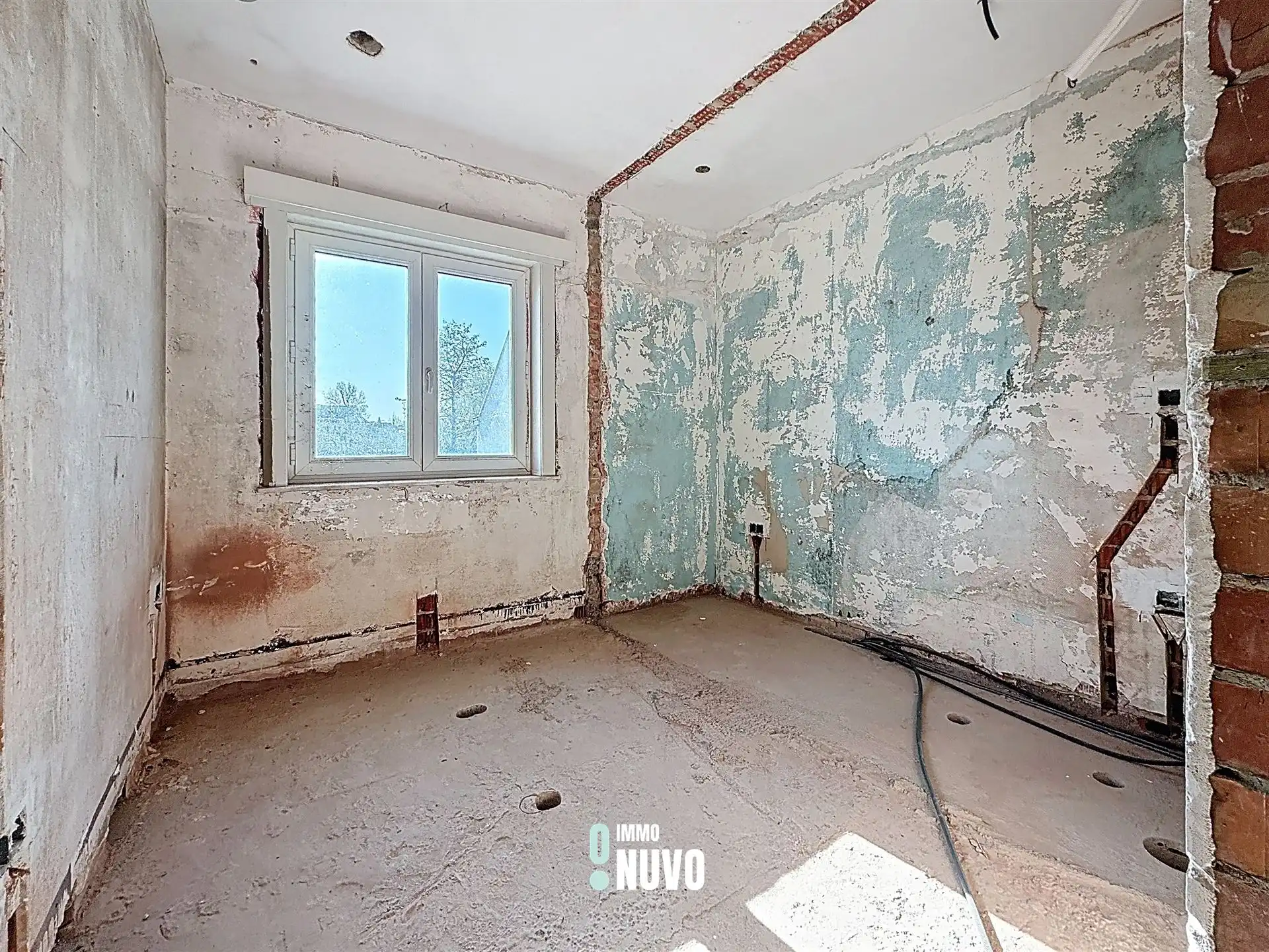 Ruime woning met 4 slpks, kantoor en grote tuin foto 17