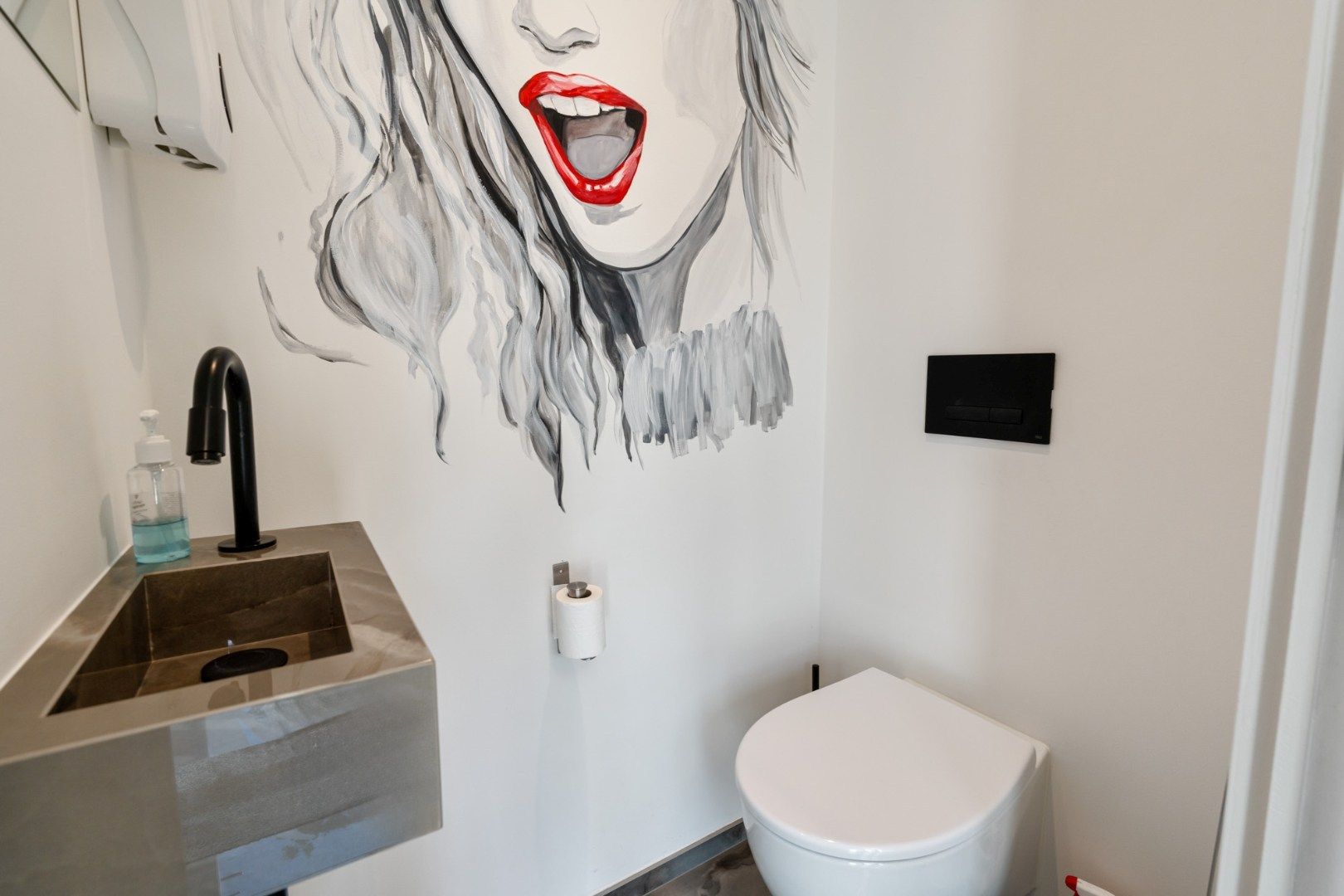 Unieke designvilla met zwembad en panoramisch uitzicht op het Albertkanaal foto 41