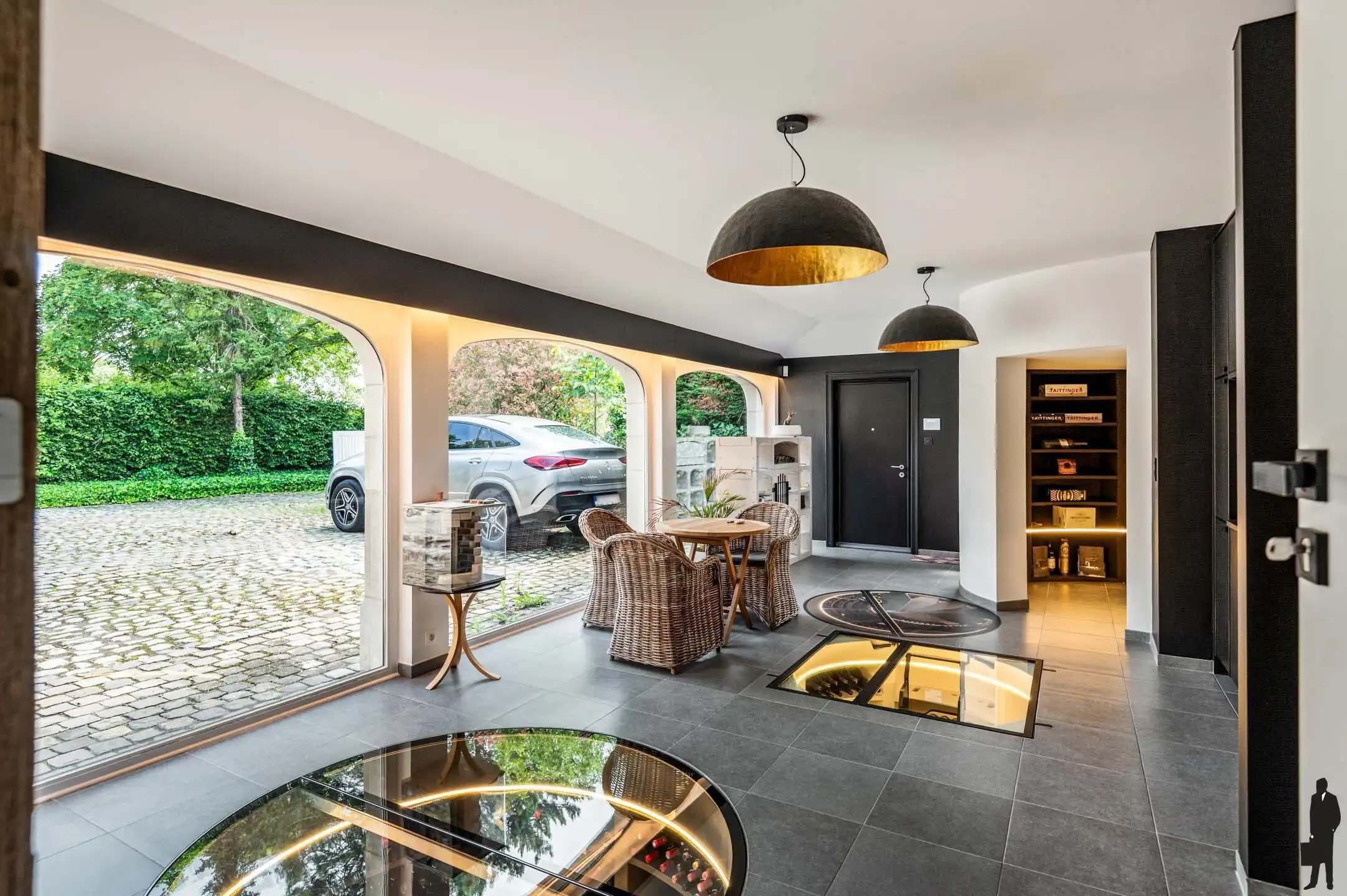 Exclusieve villa met zwembad en professionele ruimte foto 17