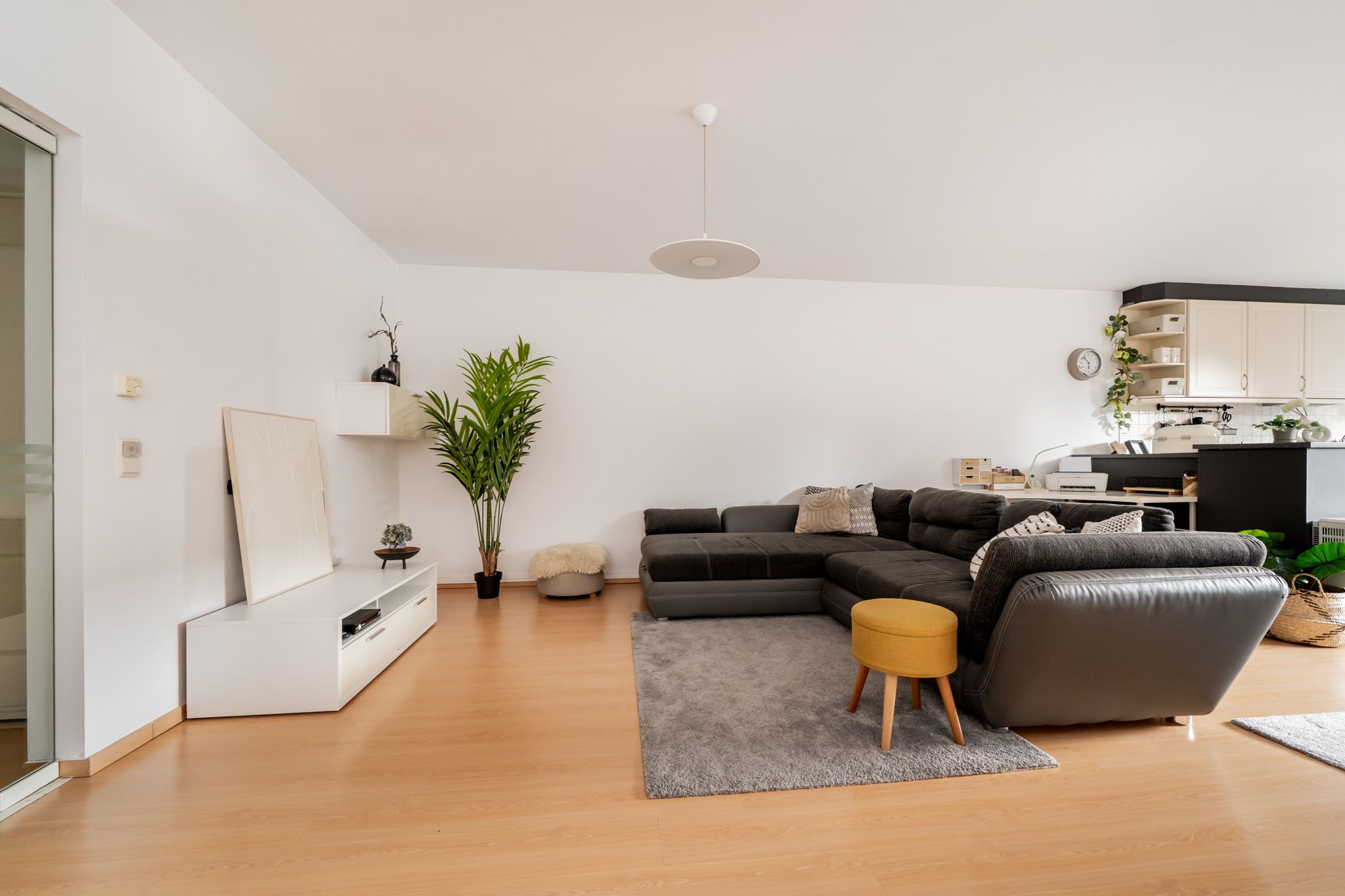 Zonnig appartement met 2 slaapkamers op TOP locatie te Boom! foto 8