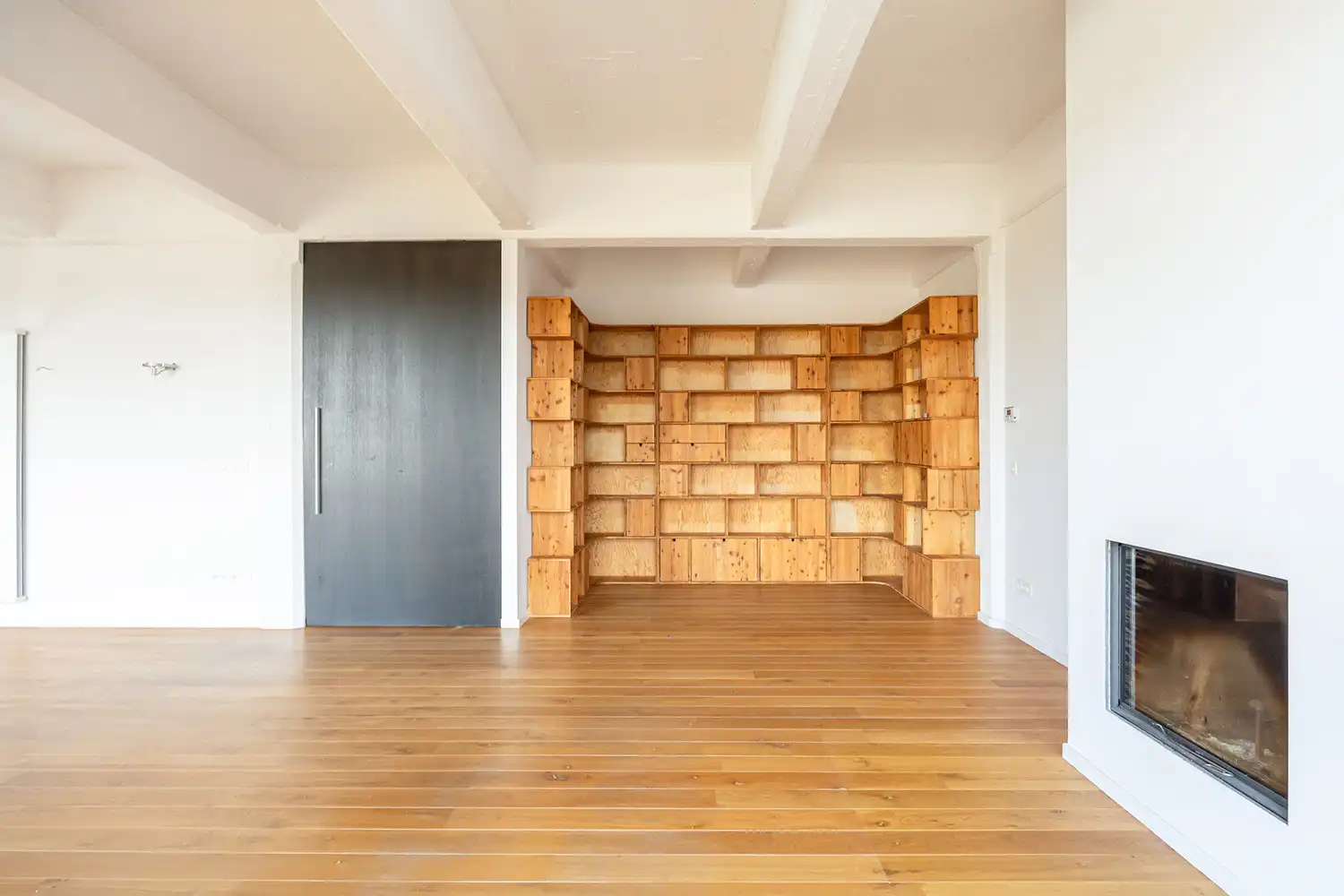 Uitzonderlijke loft 200m² + aangelegde daktuin, terras en 2 optionele garages in rustig, groen woonerf op de grens Borgerhout/Antwerpen foto 7