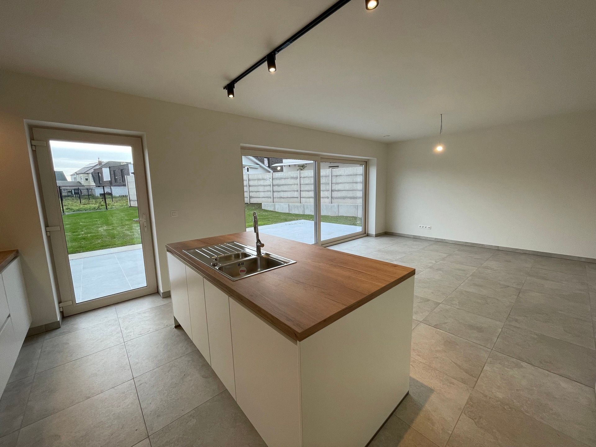 WICHELEN - Prachtige BEN-woning op rustige locatie. foto 4