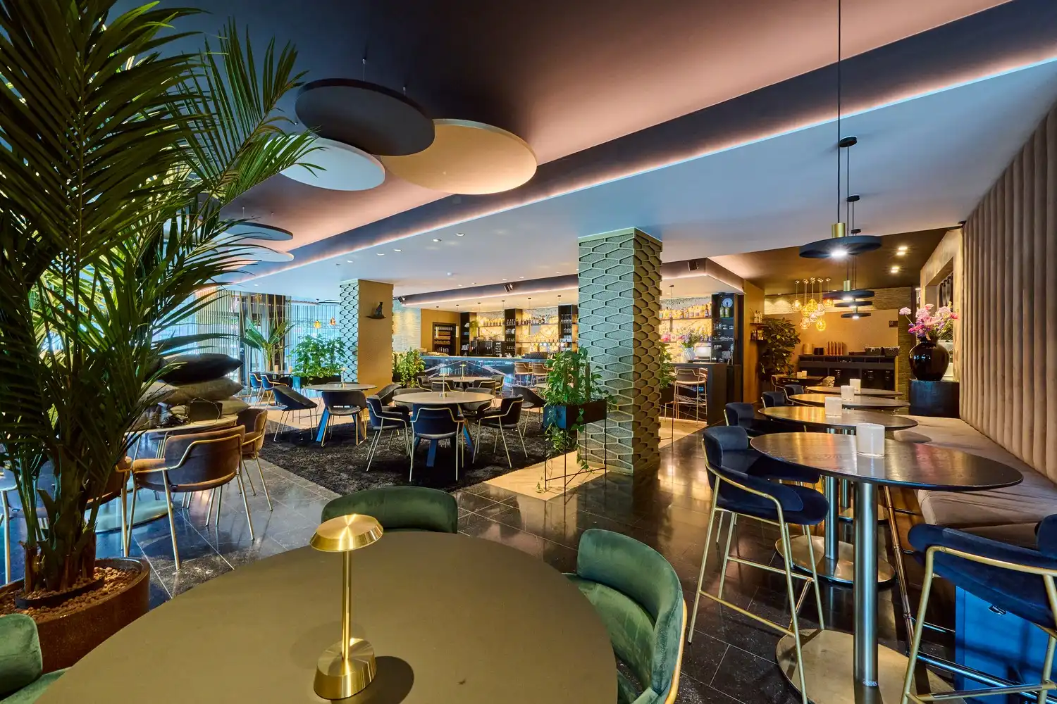 Uniek handelspand op toplocatie in het aangename centrum van Leopoldsburg foto 12