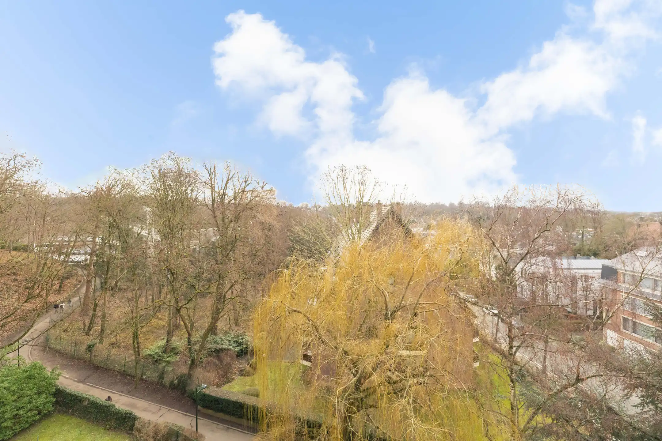 Wonen in Ukkel, vol licht en frisse lucht foto 20