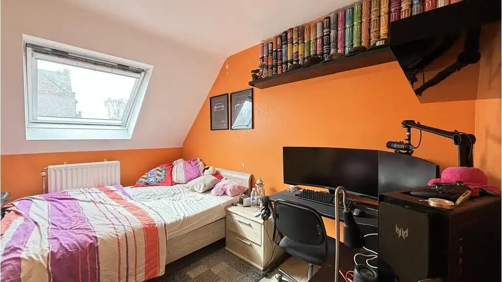 Ruime 3-slaapkamerduplex met Autostandplaats te huur in Zedelgem foto 10