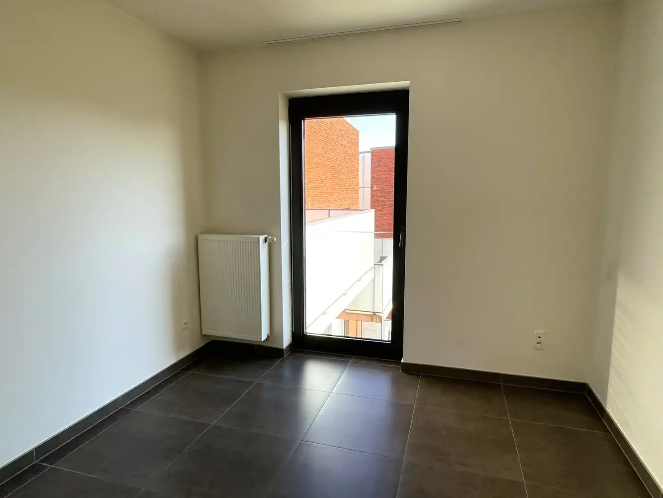 Welgelegen appartement met twee slaapkamers en autostaanplaats foto 9