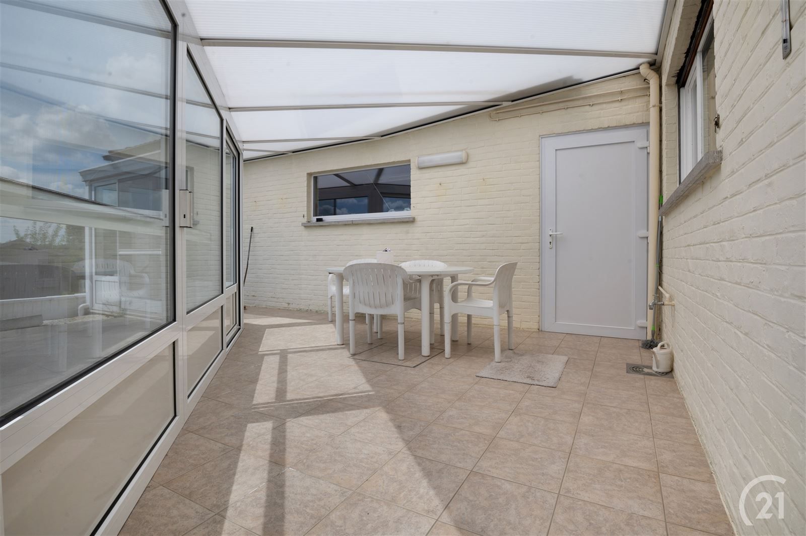 Instapklare woning met zonnige tuin en vlotte bereikbaarheid foto 7