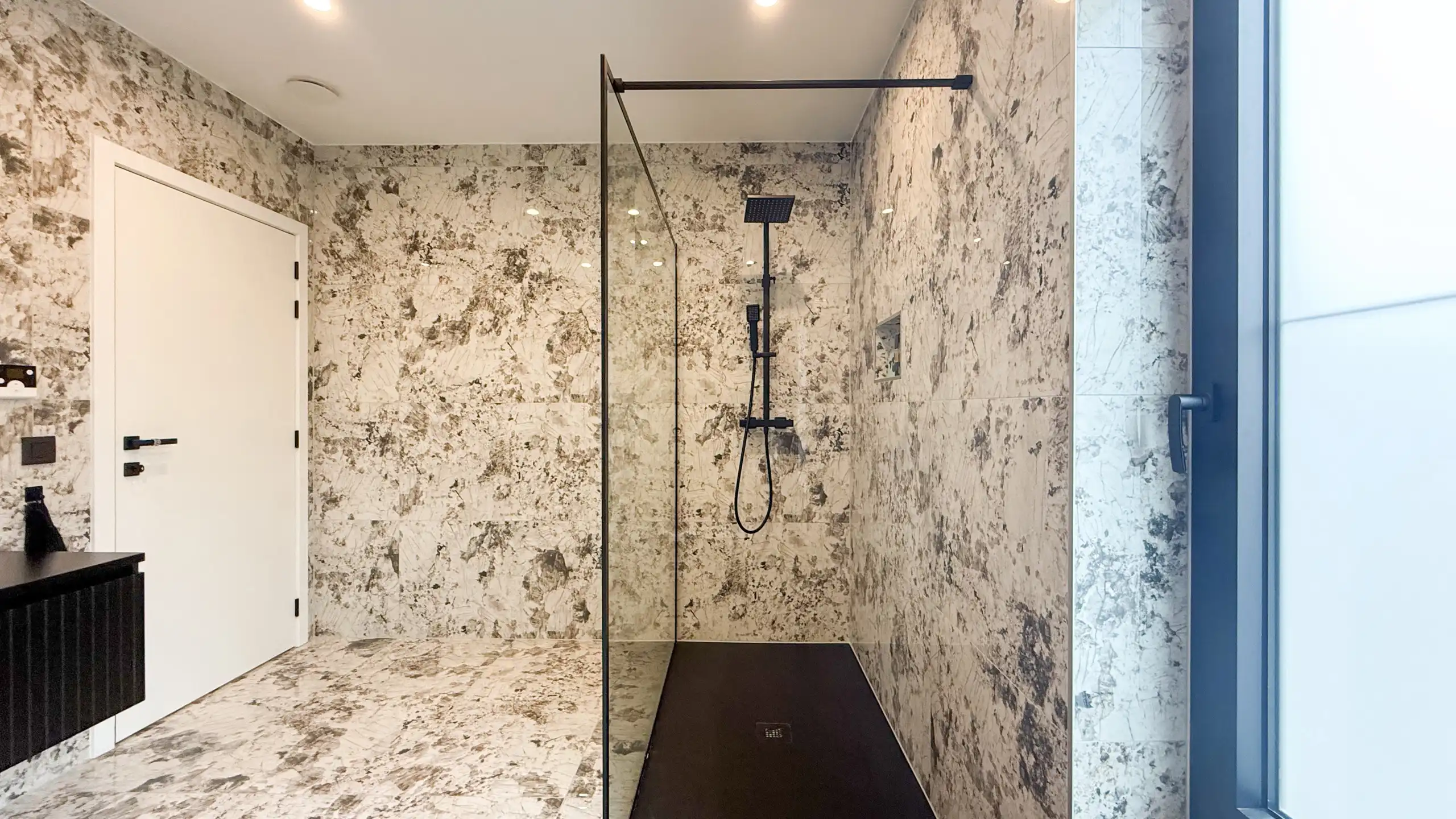  Instapklare, vrijstaande nieuwbouwwoning met 4 tot 5 slaapkamers in Heusden-Zolder! foto 24