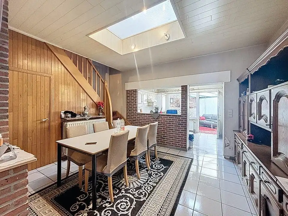 Ruime gezinswoning met diepe tuin in centrum Wuustwezel foto 5