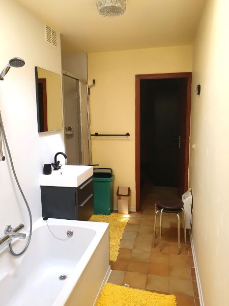2-slaapkamer appartement vlakbij het strand van Oostduinkerke te koop foto 6