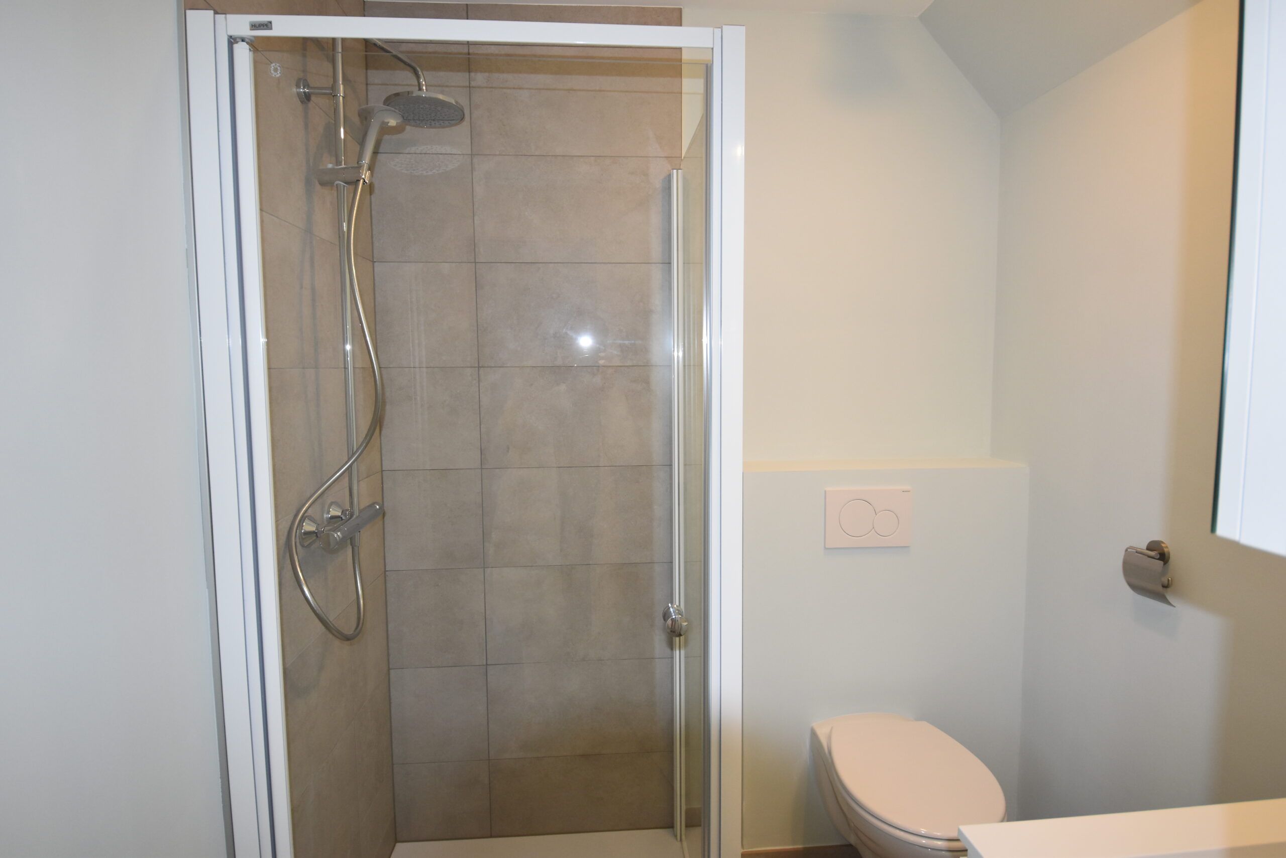 Zeer ruim duplex appartement (3 slpks) met garage in Sint-Pauwels foto 5